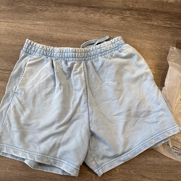 Brand New Gym Shark Light Blue Shorts (S-L) - Picture 1 of 2